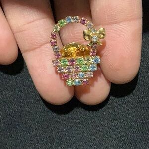 Easter Egg Basket pin🐣🧺